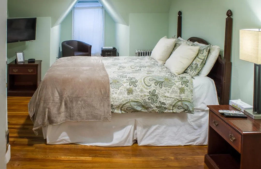 Beacon Inn 1750-1